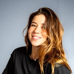 Mariana, del equipo de Henry